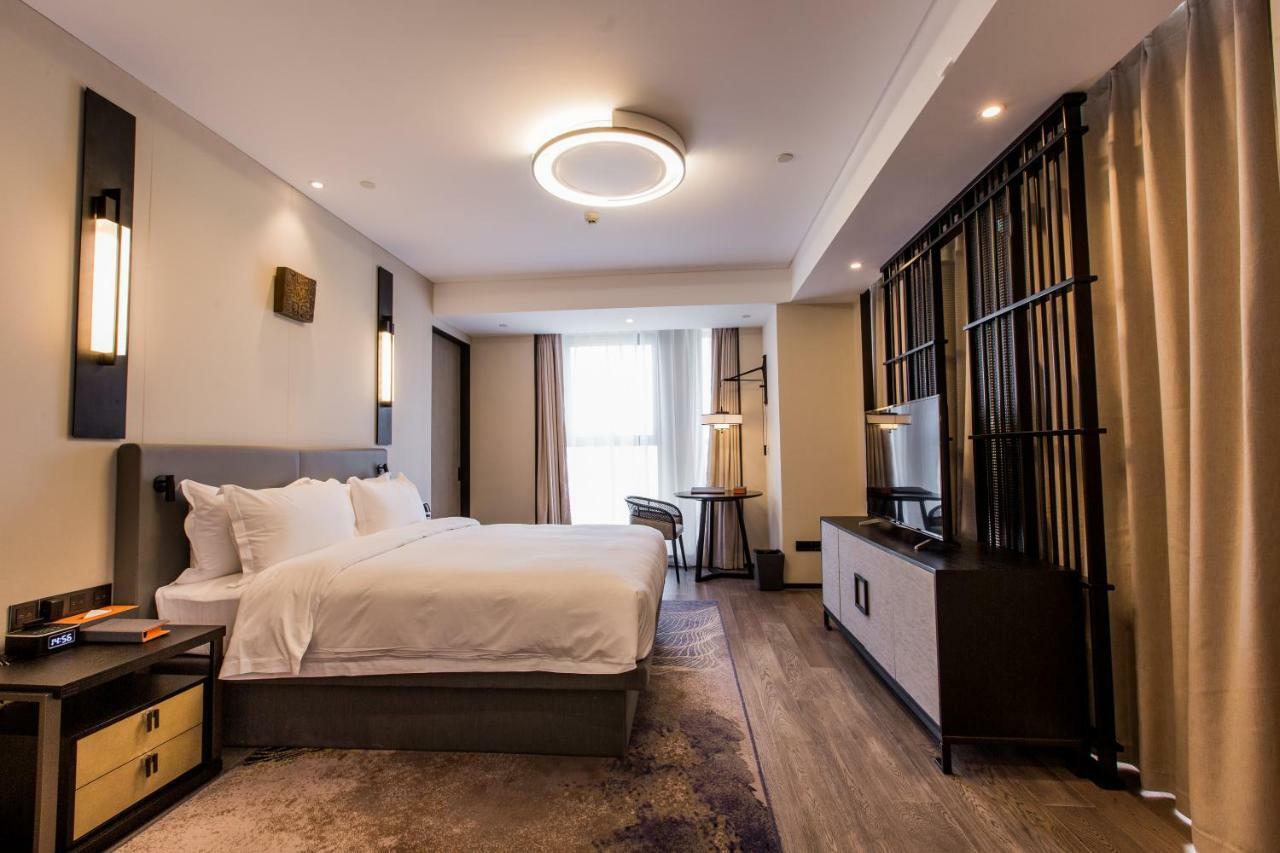 Howard Johnson By Wyndham Life Zhuoyuan 寧波市 エクステリア 写真