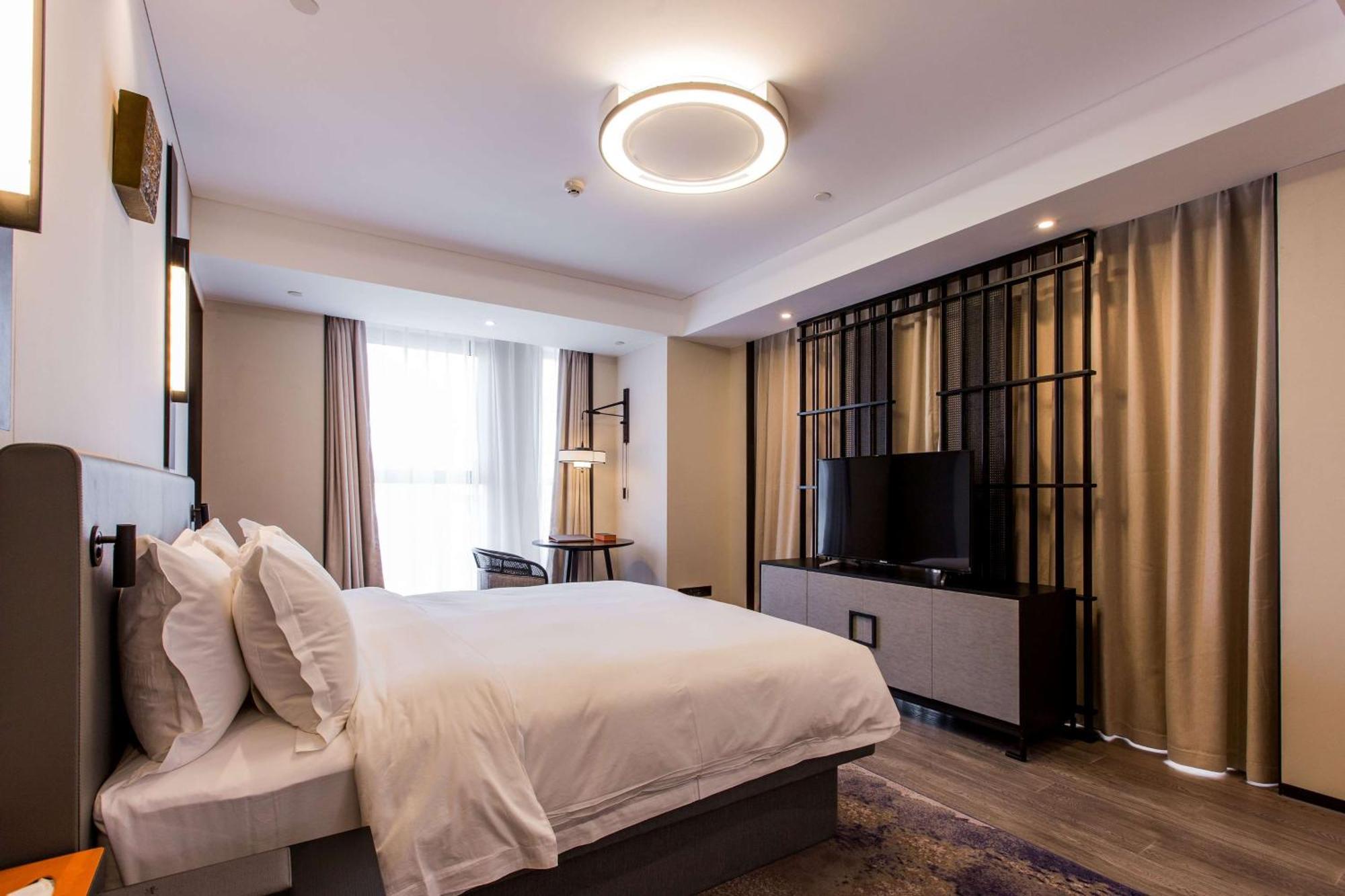 Howard Johnson By Wyndham Life Zhuoyuan 寧波市 エクステリア 写真